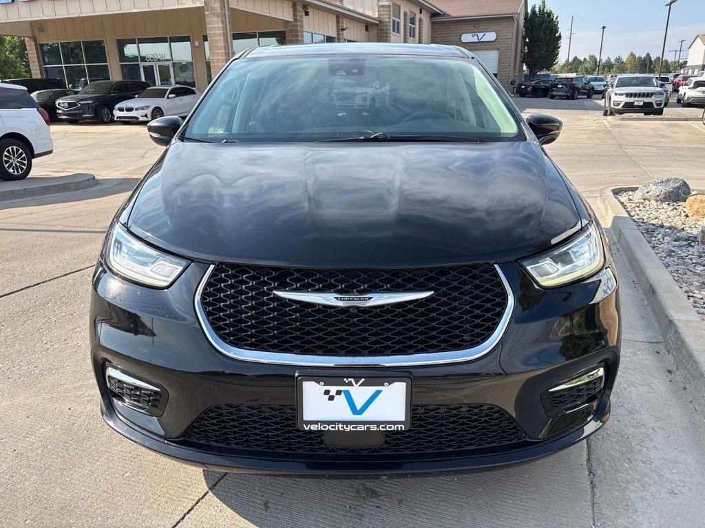 chrysler pacifica phev 2024 2C4RC1S76RR137820 image chrysler pacifica phev 2024 2C4RC1S76RR137820 image